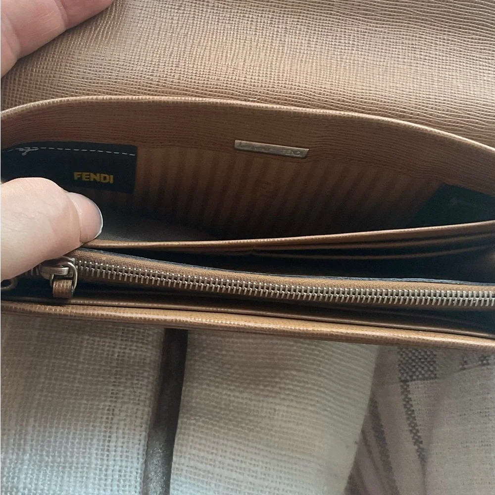 Fendi Vibrant Tangerine and Tan Wallet - Picture 6 of 11